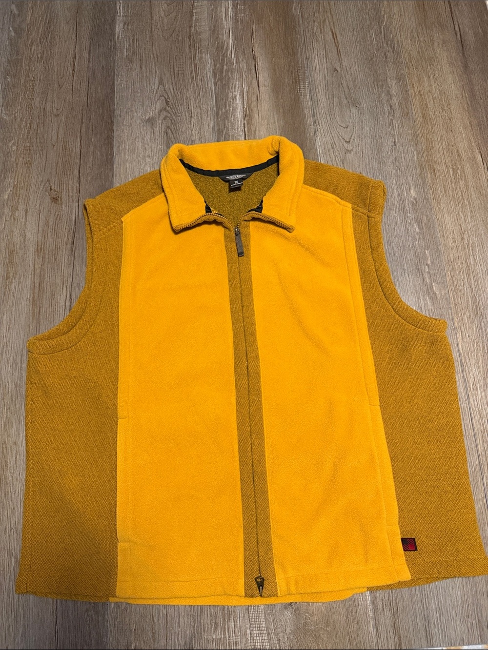 Woolrich Men's Two-Tone Yellow Zip Fleece Vest